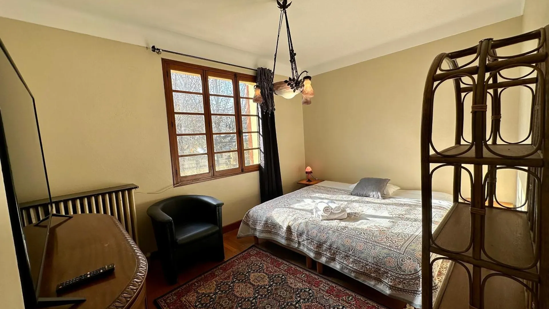 Chambre D'Hote Maison Vaquier 1 Yenne France